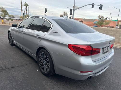 2019 BMW 530e xDrive iPerformance
