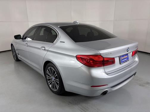 2019 BMW 530e xDrive iPerformance