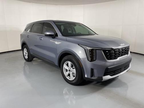 2025 Kia Sorento LX