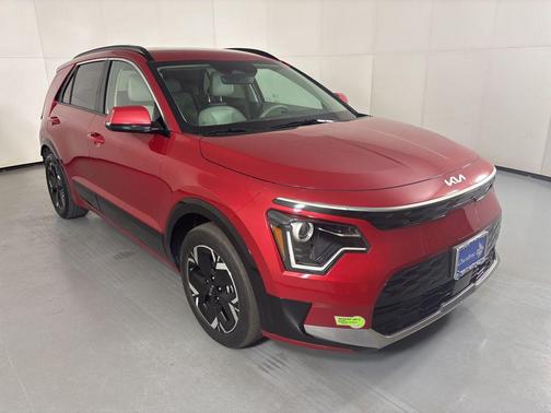 Runway Red 2023 Kia Niro EV Wind