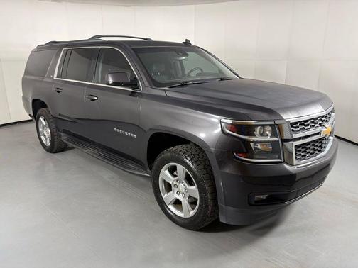 Tungsten Metallic 2017 Chevrolet Suburban LT