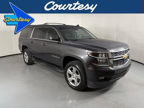 Tungsten Metallic 2017 Chevrolet Suburban LT