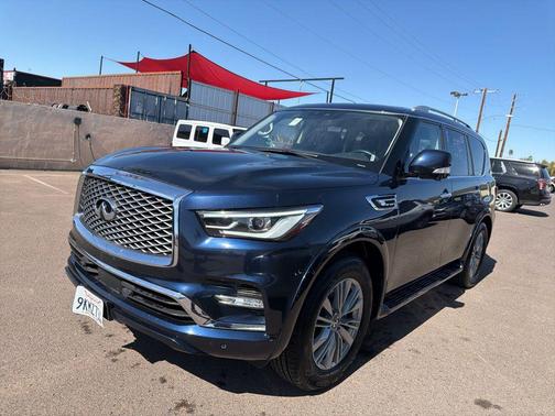 2024 INFINITI QX80 Luxe