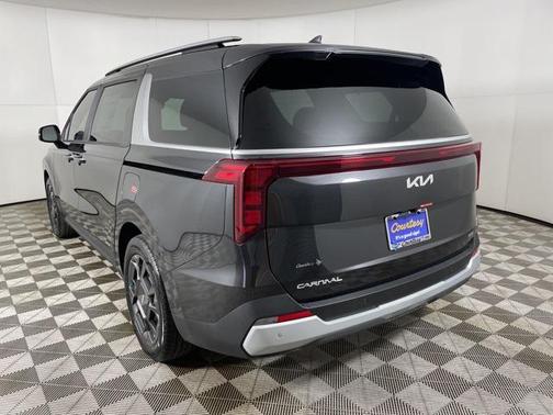 2025 Kia Carnival Hybrid EX
