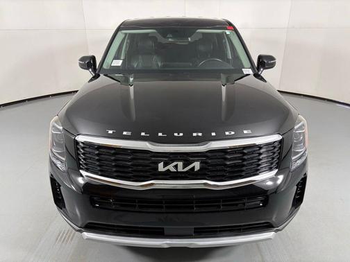 2022 Kia Telluride LX