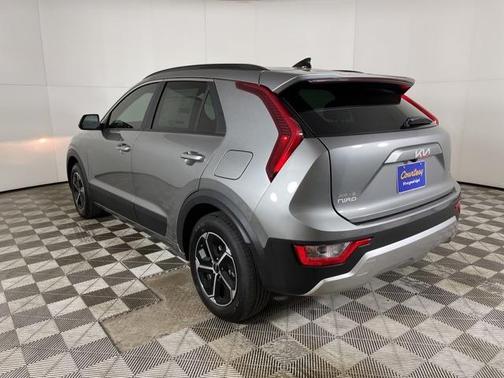 2025 Kia Niro LX