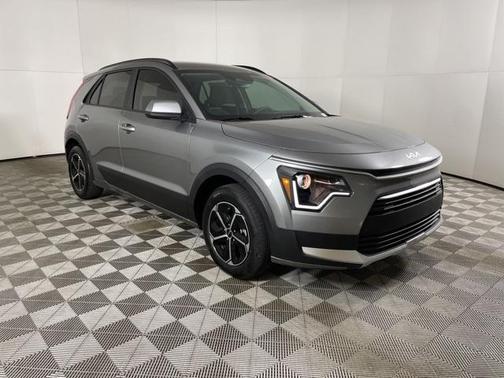 2025 Kia Niro LX