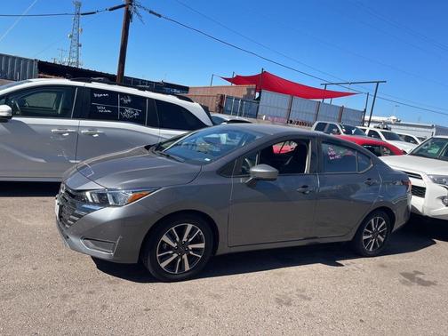 2023 Nissan Versa 1.6 SV