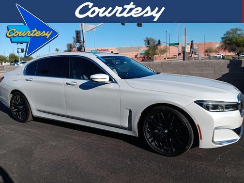2020 BMW 740 740i