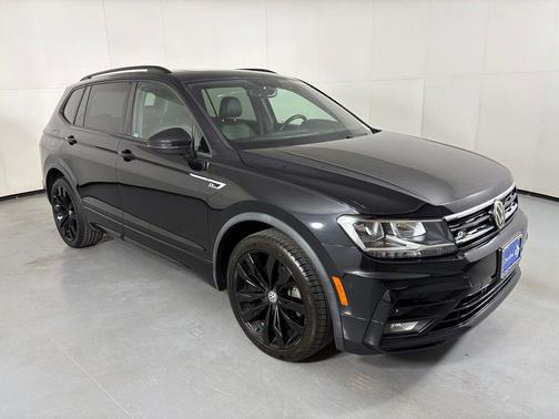 Deep Black 2020 Volkswagen Tiguan 2.0T SE R-Line Black