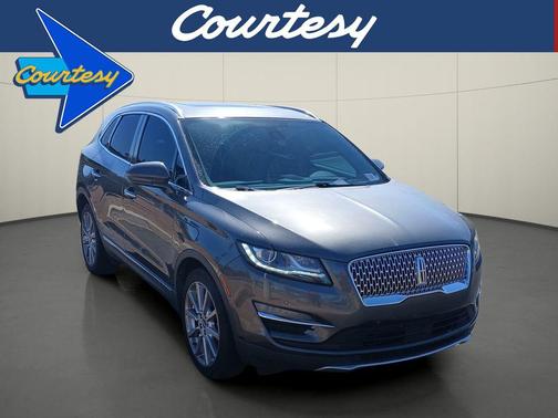 Magnetic Gray Metallic 2019 Lincoln MKC Reserve