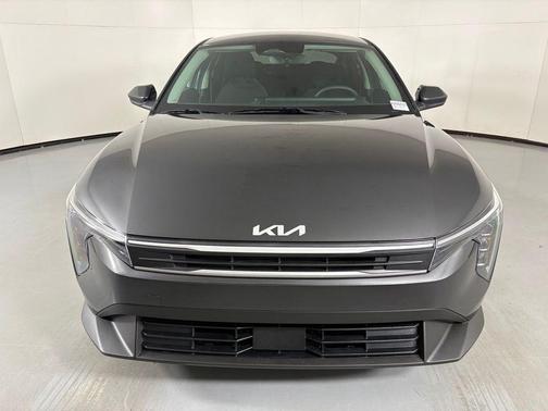 Interstellar Gr 2026 Kia K4 LX