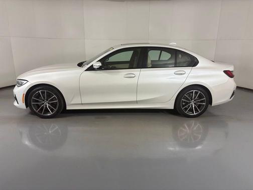 2022 BMW 330 xDrive