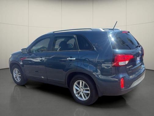 Wave Blue 2014 Kia Sorento LX