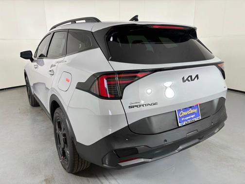 Wolf Gray 2026 Kia Sportage X-Line