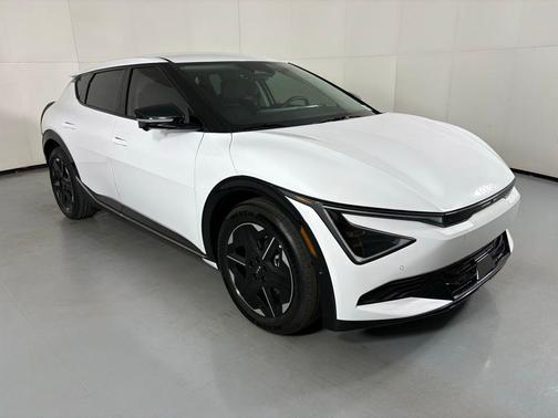 2025 Kia EV6 Wind