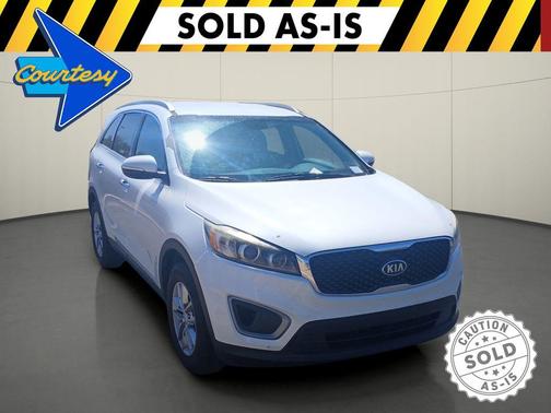 Snow White Pearl 2016 Kia Sorento LX