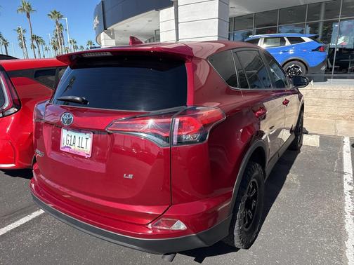 2018 Toyota RAV4 LE