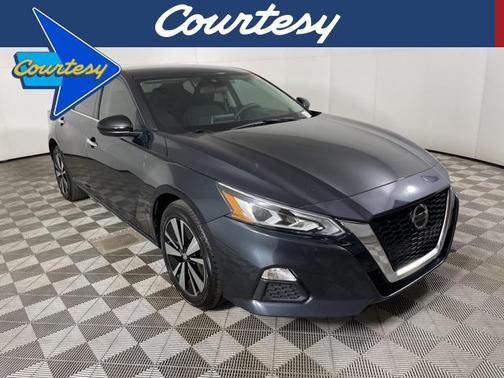 2021 Nissan Altima 2.5 SV