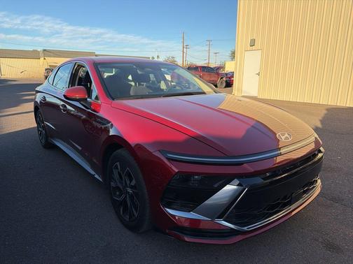 2025 Hyundai SONATA SEL