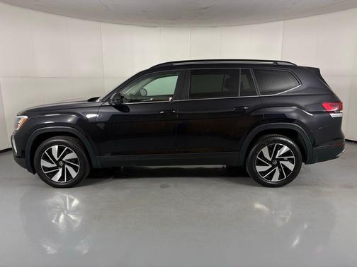 2024 Volkswagen Atlas 2.0T SE w/Technology 4MOTION