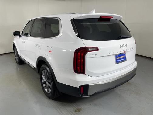 2025 Kia Telluride LX