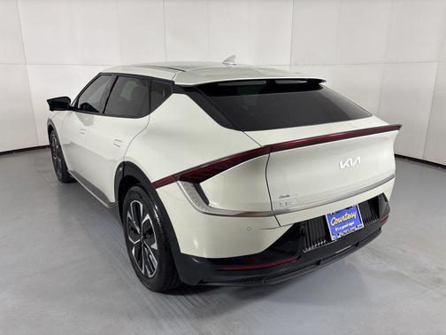 Glacier 2023 Kia EV6 Wind