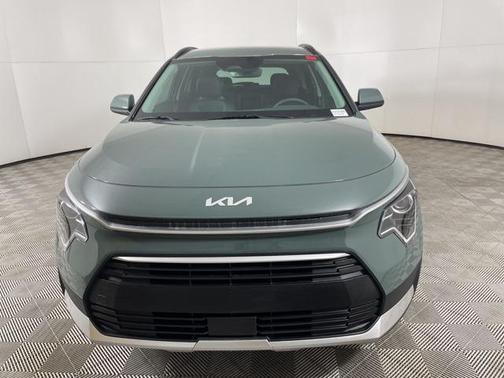 2025 Kia Niro EX