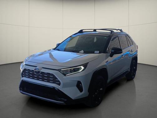 Blizzard Pearl w/Midnight Black Roof 2020 Toyota RAV4 Hybrid SE