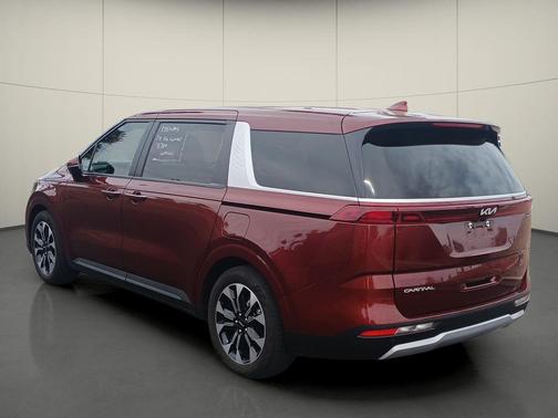 Flare Red 2024 Kia Carnival EX