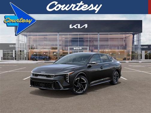 2025 Kia K4 GT-Line