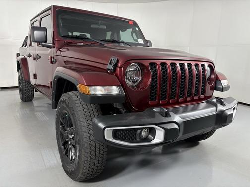 2021 Jeep Gladiator Sport S