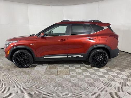 2022 Kia Seltos Nightfall Edition