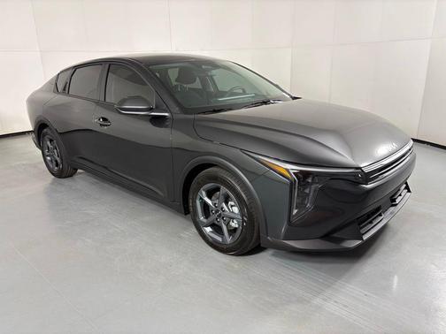 Interstellar Gray 2026 Kia K4 LXS