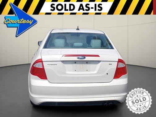 White Suede 2011 Ford Fusion SE