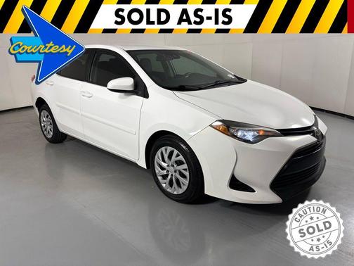 Super White 2017 Toyota Corolla LE