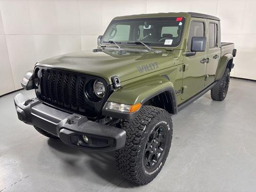 Sarge Green Clearcoat 2023 Jeep Gladiator Willys 4x4