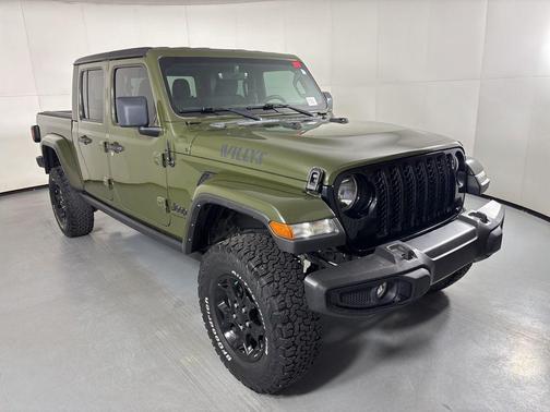 Sarge Green Clearcoat 2023 Jeep Gladiator Willys 4x4