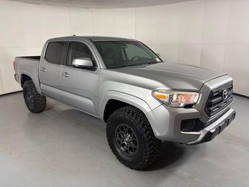 Silver Sky Metallic 2016 Toyota Tacoma SR