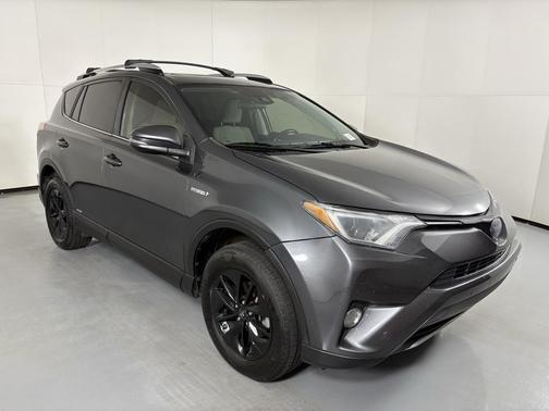 2016 Toyota RAV4 Hybrid XLE