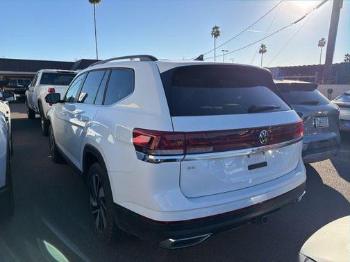 2024 Volkswagen Atlas 2.0T SE w/Technology