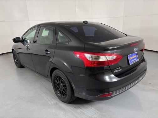 Tuxedo Black Metallic 2014 Ford Focus SE
