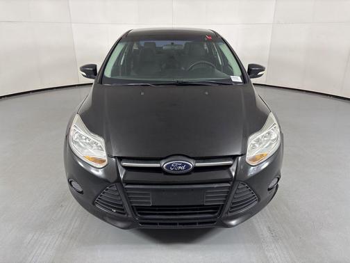Tuxedo Black Metallic 2014 Ford Focus SE