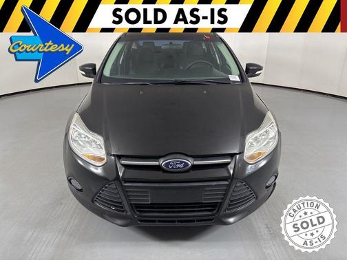 Tuxedo Black Metallic 2014 Ford Focus SE