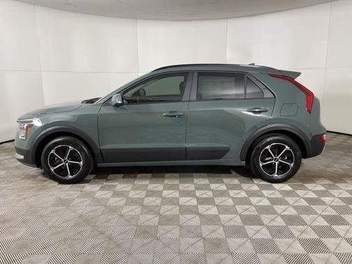 2025 Kia Niro EX