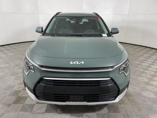 2025 Kia Niro EX