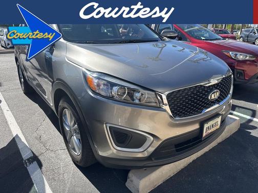 2018 Kia Sorento LX