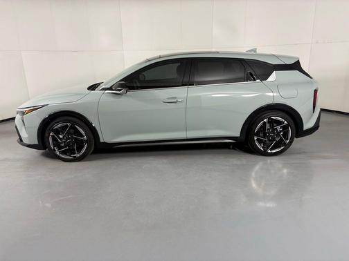 Morning Haze 2026 Kia K4 GT-Line