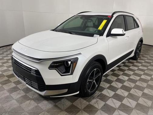 2025 Kia Niro EX