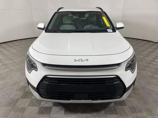 2025 Kia Niro EX